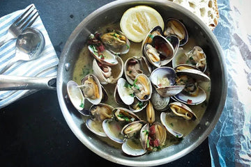 Steamed Garlic Clams